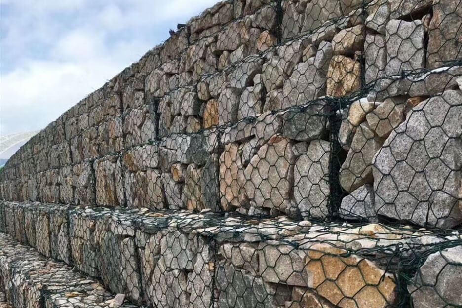 R-C R-C